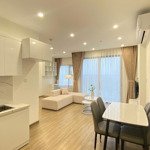 Bán căn góc 2n2vs+1 64m full đồ vinhomes smart city giá 3.85 tỷ