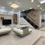 Cho thuê biệt thự song lập 200m2 tại vinhomes riverside có 5pn full đồ hiện đại giá 45tr.tháng