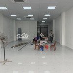 Cho thuê nhà trịnh văn bô 120m2x6t 1 hầm, mới tinh, full thang máy điều hòa, vỉa hè rộng, 40tr