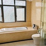 Bán biệt thự nguyệt quế vinhomes reverside, full nội thất, hướng đẹp, sổ sẵn, lh: 0971366724