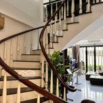 Nhà đẹp ở ngay. hẻm xe hơi trục phan đăng lưu, khu vực p.6, quận bình thạnh. ngang 7x18 chỉ 19 tỷ