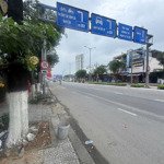 Nhà 3 tầng mặt tiền đường 2 tháng 9 giá siêu rẻ