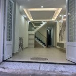 Bán nhà gần mt huỳnh văn bánh, trung tâm phú nhuận- 30 m2, 2pn wc, tặng nội thất- giá chỉ 5.2 tỉ