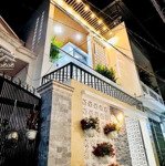 Bán nhà huỳnh văn bánh, p. 15, quận phú nhuận dt 67m2