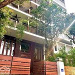 Tòa căn hộ dv cao cấp khu hàn thuyên 7 tầng 40 tỷ dòng tiền cao ô tô tránh đỗ