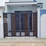 Cần bán gấp căn nhà mới xây nằm ngay cây xăng thạnh phú, sổ hồng riêng thổ cư