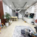 Bán nhà ngõ 84 trần thái tông, cầu giấy, 42m2, ngõ thông, ô tô 10m, nhà dân tự xây, 8.8 tỷ