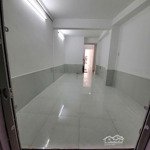 Mt 3 /2, 1 trệt 1 lầu , ngang 4m , giá 16.9ty, p.10, q.10 .lh : 0932.075.285