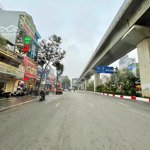 Bán gấp mp quang trung, vị trí đắc địa, 7t thang máy, sẵn dòng tiền 60tr/tháng, giá nhỉnh 2x tỷ