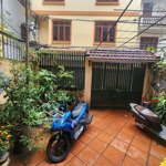 Bán nhà phố cù chính lan - ô tô vào nhà - 90m x 4 tầng , mặt tiền 6m , giá 19 tỷ
