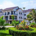 Bán gấp căn biêt thự giá ngộp 180m2, tại centa riverside, giá 12,6 tỷ, full nội thất mặt tiền 9m