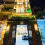 Chính chủ bán nhà nguyễn tiểu la p8 q10. dt 80m2 giá 3tỷ560 gần trường kinh tế. đang cho thuê 30tr