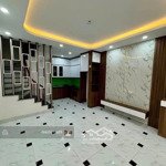 Nhà mới la phù. 40m 5 tầng 20m ra phố ô tô tránh đỗ ngày đêm 4,15 tỷ