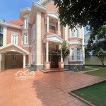 Bán biệt thự 725.3m2 phong cách châu âu tại thảo điền ngay trần ngọc diện quận 2| 18 x 40m, 120 tỷ