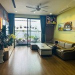 Bán chung cư nàng hương tại 583 nguyễn trãi đối diện chợ phùng khoang 140 m2 3 ngủ 2vs giá 7,8 tỷ