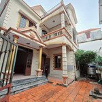 Bán đất tặng nhà 3 tầng ở tốt, giá đầu tư vị trí đỉnh cách ô tô tránh 20m, an dương vương, dt 150m2