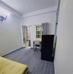 Cho thuê căn hộ studio ban công tách bếp full nội thất trung tâm phú nhuận đường phan xích long