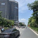 Chính chủ bán nhà 2 mặt phố cầu diễn từ liêm, hè 7m. dt 61m2 8 tầng thang máy. lh gấp 0898161186