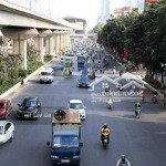 Hoa khôi mặt phố nguyễn trãi, thang xuân 105m2x5 tầng, giá 15 tỷ, kinh doanh, lô góc, dòng tiền.