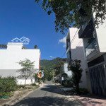 Lô đất tái định cư đất lành đường 10m - diện tích: 64m. - giá 1 tỷ 750 tr -
- hướng đông bắc.