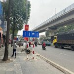 Giá có 102 9.3 tỷ nhà mặt phố nguyễn trãi, 52m2, mt 6m, kinh doanh, vỉa hè, mặt phố.
