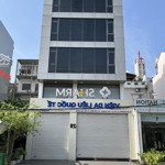 Cho thuê tòa nhà vp cực đẹp 8x20m, 1 hầm 4 lầu trống suốt