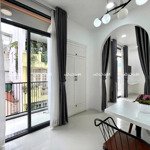 Cho thuê căn hộ ban công full nội thất nguyễn văn mại, p.4, tân bình
