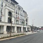 Siêu hot mặt lê quang đạo hiếm người bán. giá 5x tỷ lh 0941 535 886