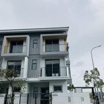 Chính chủ bán căn góc 2 mặt thoáng view trường học chỉ hơn 5 tỷ