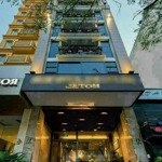 Bán nhà mặt tiền lê lợi, p. bến nghé, quận 1. dt: 4,41x22,86m. hđ thuê 280 triệu/th. giá 80 tỷ