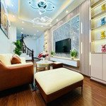 Giá tuyệt chủng! chỉ 28.x tỷ sở hữu nhà 72m2x7t, lô góc trần quốc hoàn, full nt cao cấp.
