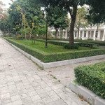 Bán nhà liền kề góc khe thoáng sau mặt đường lê quang đạo