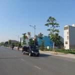 Cần chuyển nhượng lô đất biệt thự 270m2 sổ đỏ, mặt rộng 12m, hướng đông nam trên mặt đường 80m