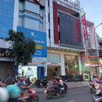 Cc bán gấp nhà mt lạc long quân dt 6,6m x 24m, 4 tầng, giá 22 tỷ tl