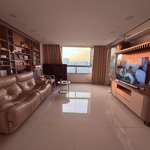 Penthouse greenvalley 160m tk 2pn, 2wc, phòng khách & bếp rộng rãi, bbq, view sân gold. 14,5 tỷ
