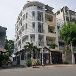 Bán nhà hẻm xe hơi góc 2 mặt tiền hoàng hoa thám, phường 7,q, bình thạnh,giá: 35 tỷ.dt: 10x25m