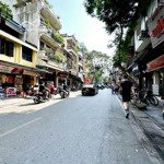Nhà mặt phố cổ hàng đậu 89m, mt hơn 5m giá 53 tỷ, dòng tiền gần 1 tỷ/năm. khu nhiều khách du lịch