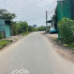Chính chủ bán gấp lô đất kdc tân đức, nằm trên trục đường 12m, phù hợp xây trọ cho thuê giá 1ty550