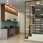 Nhà mới đẹp phố bạch mai, 31m2 x 5 tầng, mt 4.5m, chỉ 4.95 tỷ