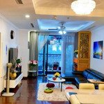 Bán căn hộ royal city 3 phòng ngủ, giá rẻ đẹp, vị trí đắc địa trung tâm ngã tư sở, quận thanh xuân