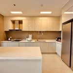 Trực tiếp cho thuê căn hộ 3pn trục g-113m2 tại starlake tây hồ giá thuê 30tr vào ngay view biệt thự