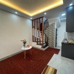 Chính chủ bán nhà 3 tầng oto đỗ cửa