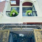 Bán gấp nhà hẻm 73 hoàng văn thụ, p15, phú nhuận, 60m2, 4 tỷ 680 sổ hồng riêng, sẵn hđ thuê 18tr/th