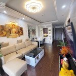 Gia đình bán căn 2 ngủ 2 vệ sinh 100m2 tòa phú gia. ban công đông nam, tầng đẹp, sổ đỏ. giá 6,3 tỷ