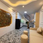 Bán nhà phố nguyễn xiển. 30m/4 tầng. ngõ ô tô đỗ. thông các nơi. nhà đẹp. kinh doanh tốt. 8,3 tỷ