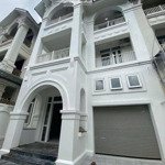 Bán nhà văn quán, view vườn hoa, ô tô tránh, vỉa hè rộng, kinh doanh tốt, 80 m2, 19 tỷ 5