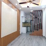 Bán nhà dân xây phố vĩnh hưng: 21/24m/ 4 tầng/ 3 ngủ/ giá 3,2tỷ. sdcc