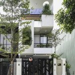 Sát biển-biệt thự mini sát biển ngũ hành sơn- nội thất xịn- gần kđt fpt đà nẵng-9.9 tỷ