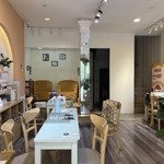 Nhà mặt phố giá trong ngõ, 350tr/m2, gần hồ đắc di đống đa, mt 5m, sổ đỏ 48m