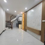 Nhỏ tiền hiếm còn hai bà trưng 24m2 4 tầng sổ đỏ riêng gần phố